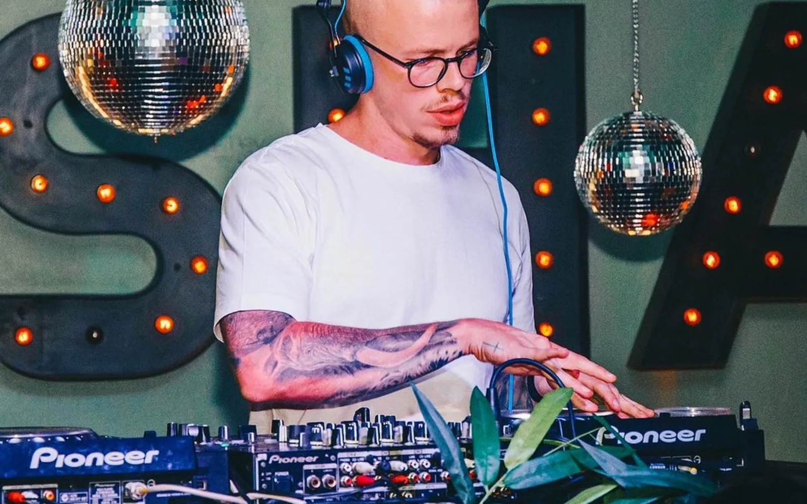 DJ performing at an Alter Ego live set